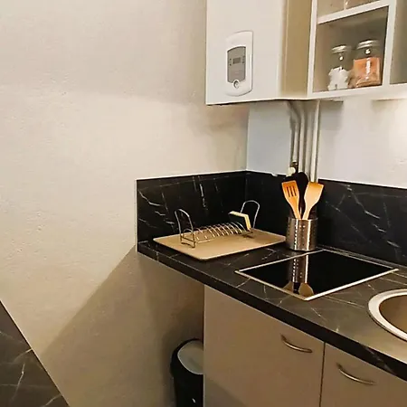 L'oasis-t2 Spacieux-wifi-tv-proche Gare Apartment