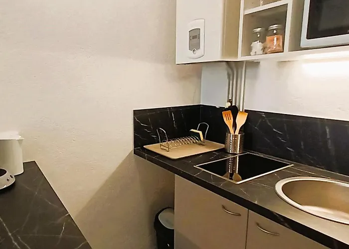 L'oasis-t2 Spacieux-wifi-tv-proche Gare Lejlighed