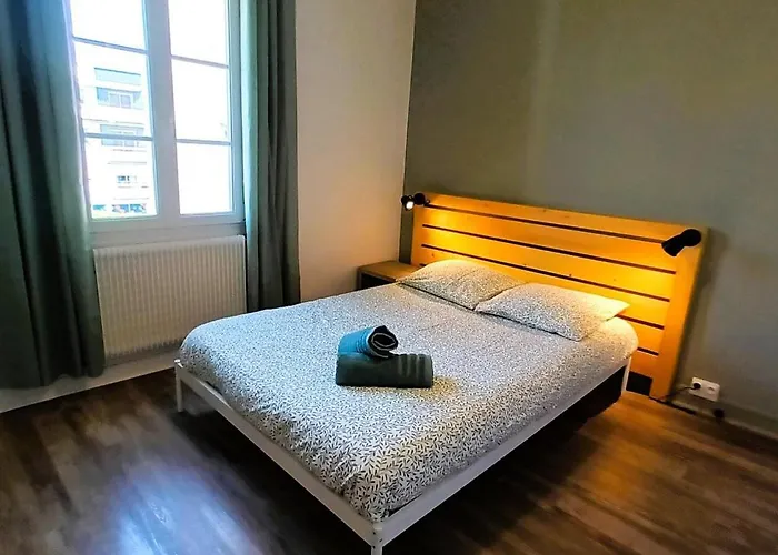 L'oasis-t2 Spacieux-wifi-tv-proche Gare Lejlighed